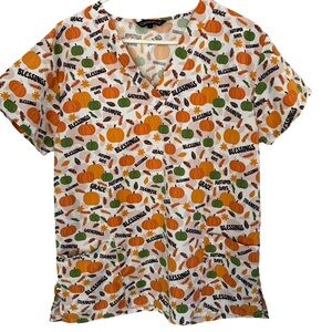 Cassandra O. Thanksgiving Fall Scrub Top Size Large
